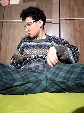 LecheDeSoya666 online show from 09/14/25, 03:16