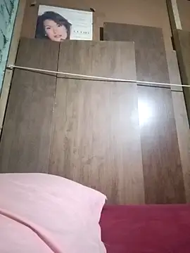 LecheDeSoya666 online show from 09/18/25, 06:04