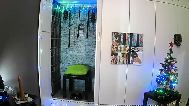 BaDSubMiss online show from 12/14/25, 05:13