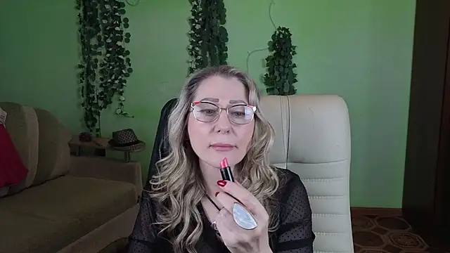 Habibi Honeyy online show from 11/19/25, 11:10