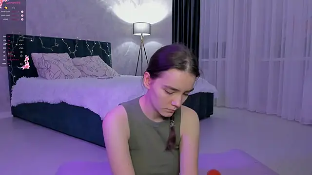 sweete chantal online show from 09/29/25, 05:07