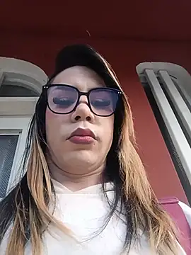 Snapshot of Daliana_Gounbolt chatting on 06/04/26, 11:27 Daliana Gounbolt online show from 06/04/26, 11:27