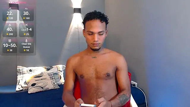 Snapshot of mateonick40 chatting on 03/28/26, 05:29 mateonick40 online show from 03/28/26, 05:29