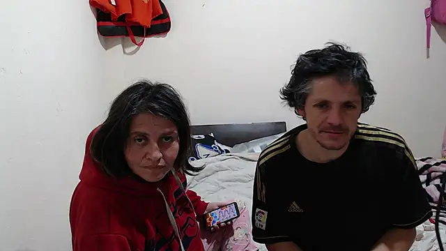 Snapshot of jade_noah_ chatting on 09/15/25, 02:06 jade noah online show from 09/15/25, 02:06