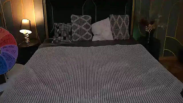 Snapshot of IvyLaurent chatting on 11/09/25, 08:34 IvyLaurent online show from 11/09/25, 08:34