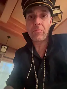 Snapshot of nolimitBackdoorman chatting on 12/13/25, 10:15 nolimitBackdoorman online show from 12/13/25, 10:15