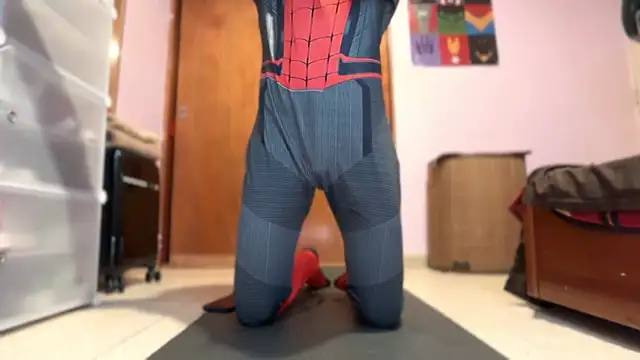 Snapshot of DylanNewell chatting on 10/22/25, 04:35 DylanNewell online show from 10/22/25, 04:35