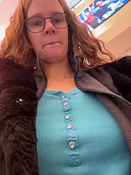 Bikergirl 97 online show from 11/24/25, 09:09