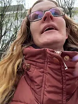 Bikergirl 97 online show from 12/02/25, 11:48