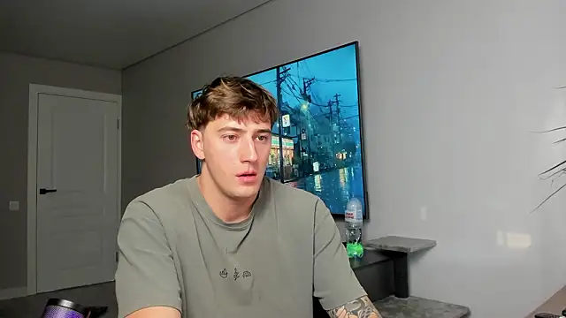 DaniHort online show from 03/21/26, 07:35