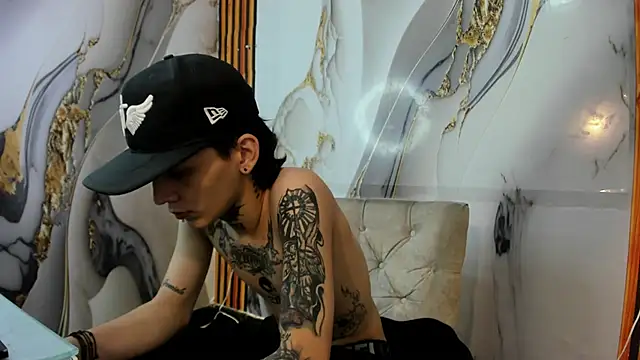 Snapshot of StraightBoy_Nick chatting on 11/09/25, 03:16 StraightBoy Nick online show from 11/09/25, 03:16