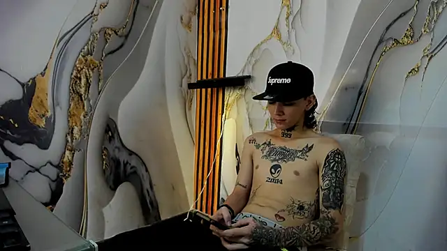 Snapshot of StraightBoy_Nick chatting on 02/26/26, 08:02 StraightBoy Nick online show from 02/26/26, 08:02