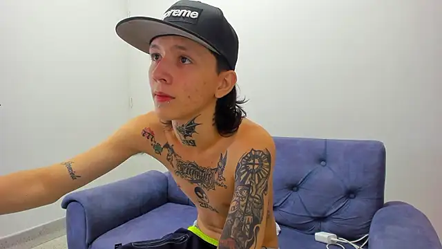 StraightBoy Nick online show from 03/10/26, 05:34