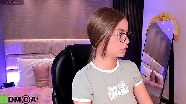 Arinextdoor online show from 02/26/26, 04:11