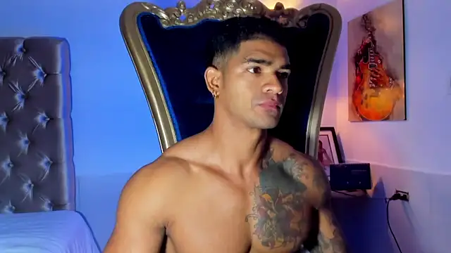 antonio  444 online show from 02/13/26, 08:21