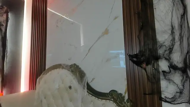 CoralieBronson online show from 10/26/25, 12:11