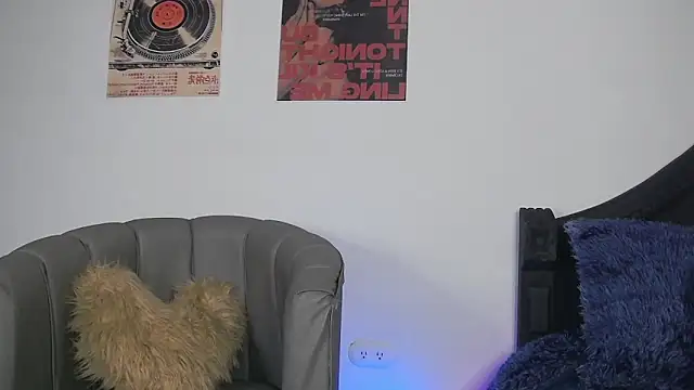 CoralieBronson online show from 02/10/26, 09:08