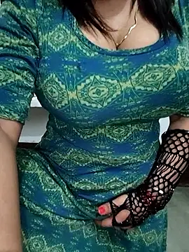 Snapshot of hot_grieal1 chatting on 10/02/25, 06:59 hot grieal1 online show from 10/02/25, 06:59