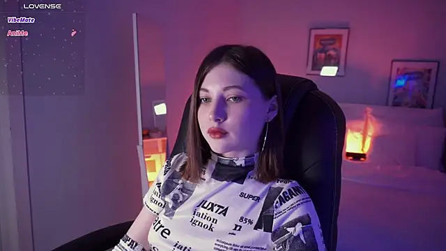 Snapshot of Kimmie_shine chatting on 10/08/25, 12:03 Kimmie shine online show from 10/08/25, 12:03