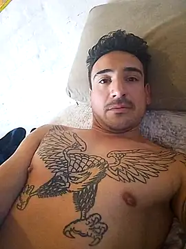 bigandstrong2217 online show from 09/26/25, 04:00