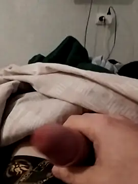 hornny boy35 online show from 04/26/26, 04:54