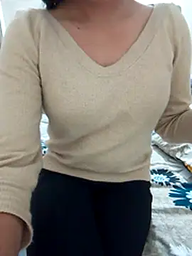 Snapshot of shilpa_r chatting on 11/25/25, 02:00 shilpa r online show from 11/25/25, 02:00