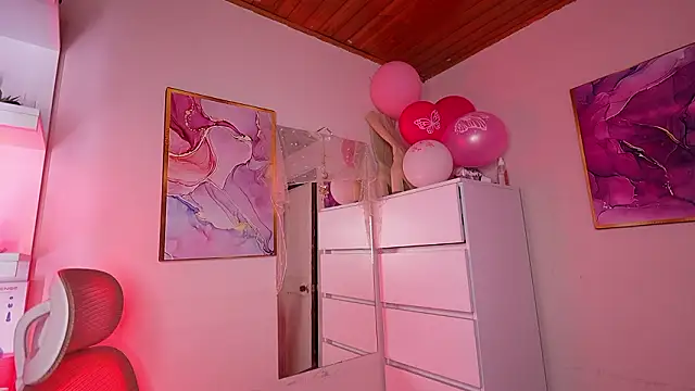 Dannaa Lovs online show from 02/26/26, 02:38