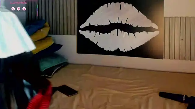 Snapshot of Blue_Sixx chatting on 09/13/25, 10:31 Blue Sixx online show from 09/13/25, 10:31