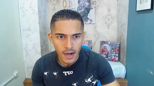 Snapshot of Derek_Storm_ chatting on 11/12/25, 12:16 Derek Storm online show from 11/12/25, 12:16