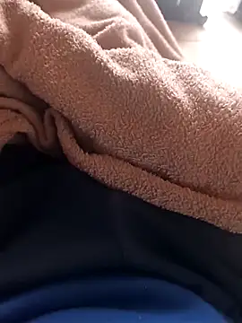 Snapshot of HighbrowThicket chatting on 09/09/25, 01:43 HighbrowThicket online show from 09/09/25, 01:43