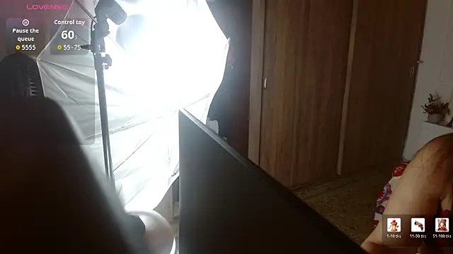 IvyShine7 online show from 01/11/26, 07:30