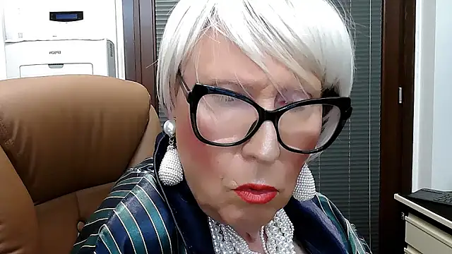 ROBY SWEETHOT online show from 10/13/25, 09:26