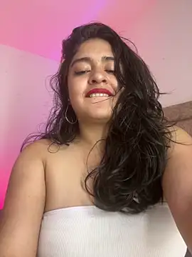 EmilyNoir1 online show from 01/06/26, 09:07