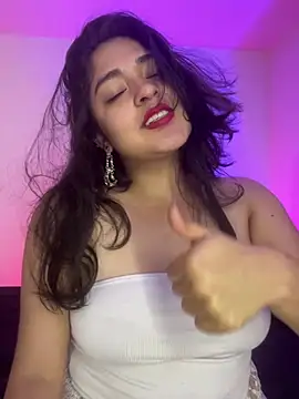 EmilyNoir1 online show from 01/12/26, 11:43