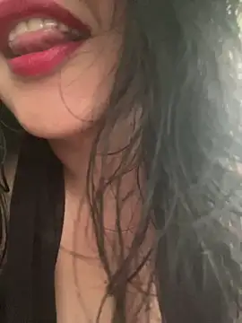 EmilyNoir1 online show from 03/05/26, 07:43