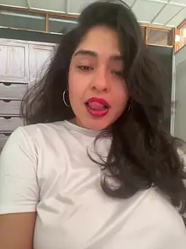 EmilyNoir1 online show from 04/02/26, 06:49