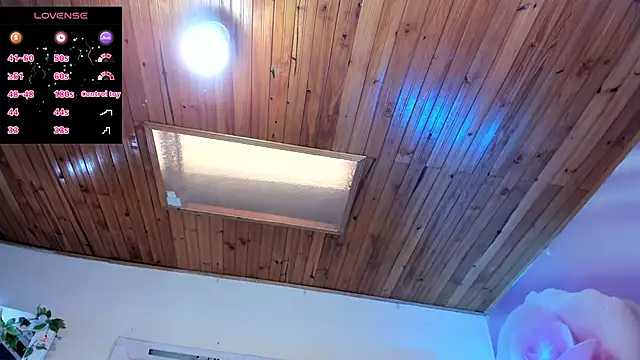 Snapshot of mia_peyton chatting on 11/12/25, 08:19 mia peyton online show from 11/12/25, 08:19