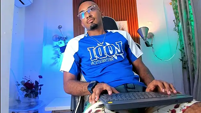 Darwin mayo online show from 02/07/26, 06:22