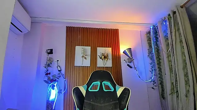 Darwin mayo online show from 03/24/26, 05:29