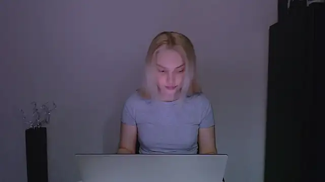 Lia noo regrets online show from 04/03/26, 07:12