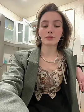 ZariaFlame online show from 02/08/26, 10:02