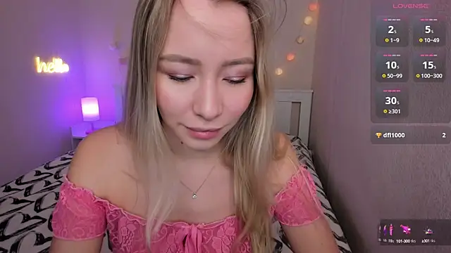 Snapshot of DanaCandy chatting on 01/18/25, 09:55 DanaCandy online show from 01/18/25, 09:55