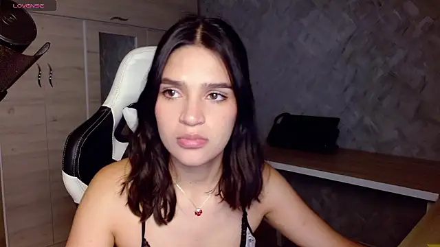 Roxxi 2110 online show from 03/04/26, 07:47