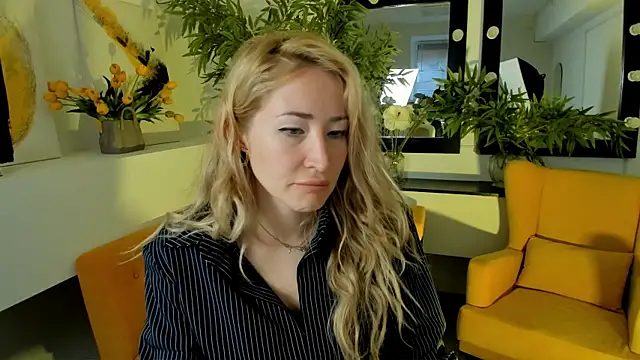 AstraMonroe online show from 09/29/25, 04:39