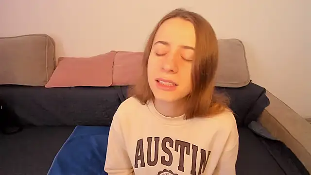 alisaakiss online show from 02/11/26, 06:29