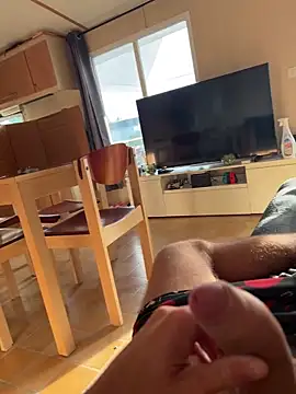 maxime3266 online show from 10/22/25, 07:19