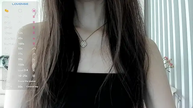 kaori mi online show from 12/22/25, 11:07