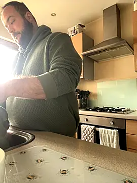 Snapshot of different-strokes chatting on 10/27/25, 09:02 different-strokes online show from 10/27/25, 09:02