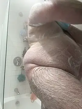 Snapshot of different-strokes chatting on 11/11/25, 05:13 different-strokes online show from 11/11/25, 05:13