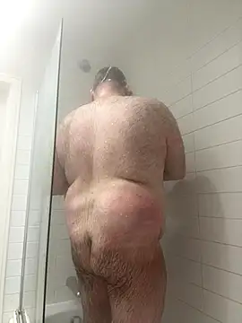 Snapshot of different-strokes chatting on 11/17/25, 04:35 different-strokes online show from 11/17/25, 04:35